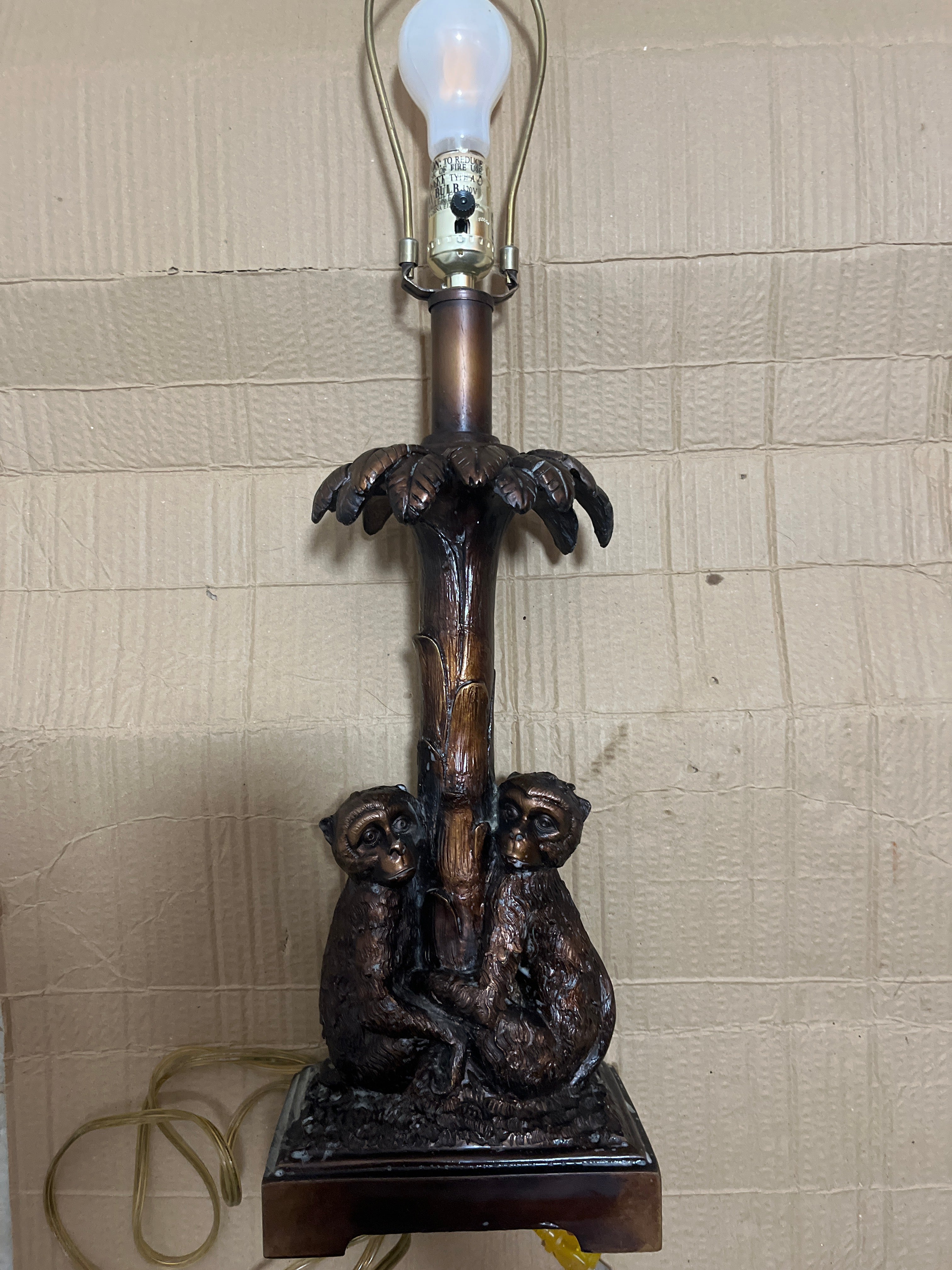 Bronze monkey lamp