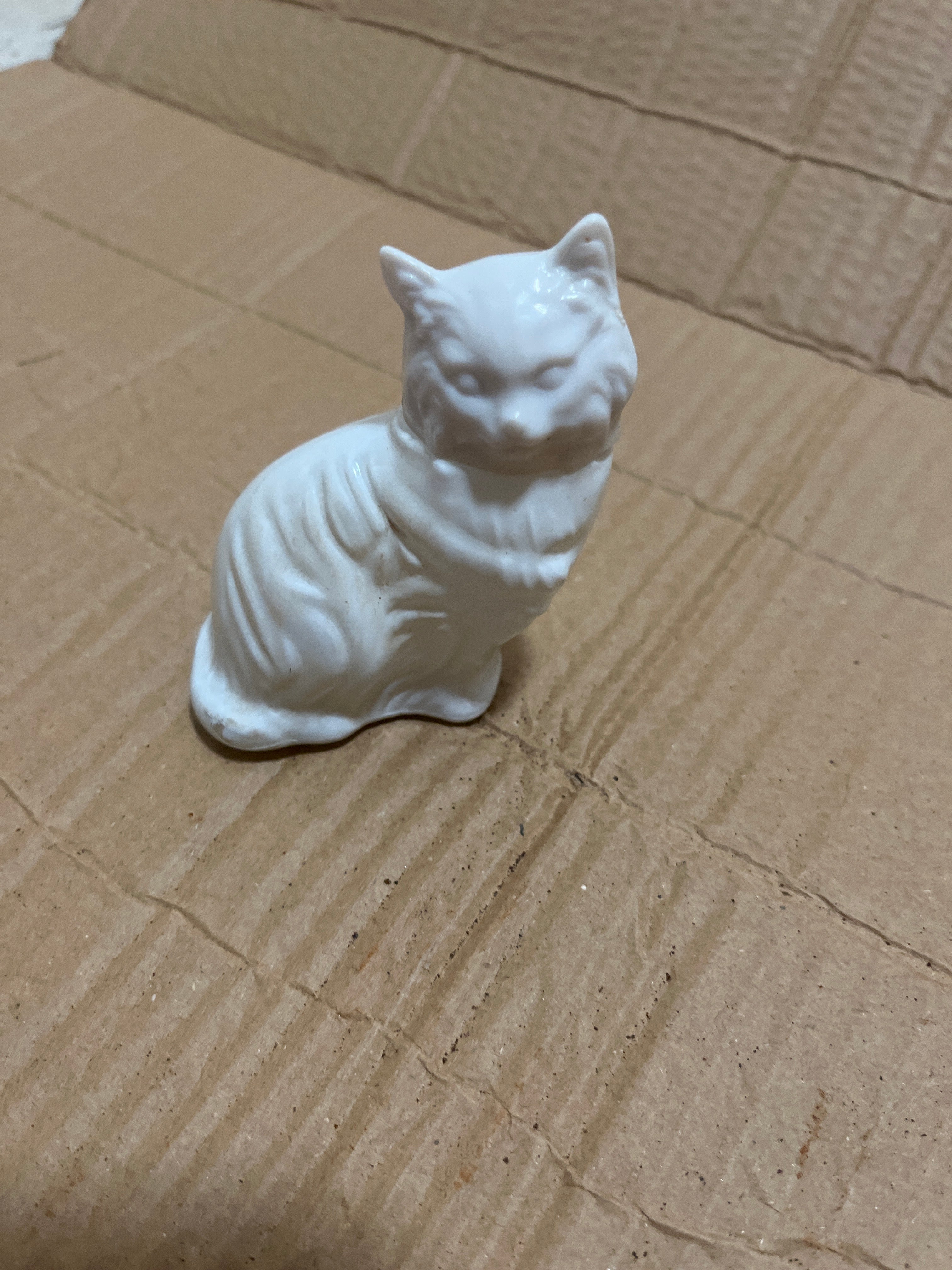 Collectible perfume cat